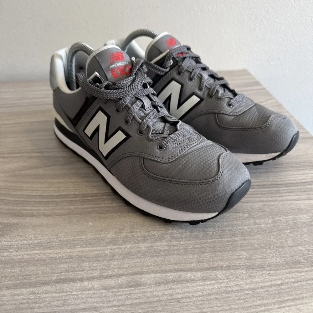 New Balance 574 Men's Sz 9 Grey Athletic Lace Up Shoes Sneakers Castlerock